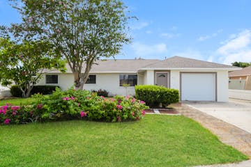 1320 ARLINGTON CIR MERRITT ISLAND, FL 32952